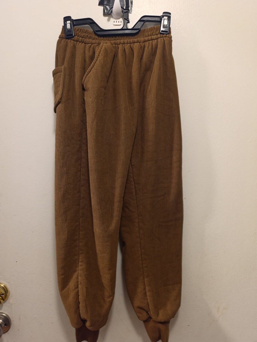 Athleta Men's Corduroy Jogger Pants in Chestnut Brown